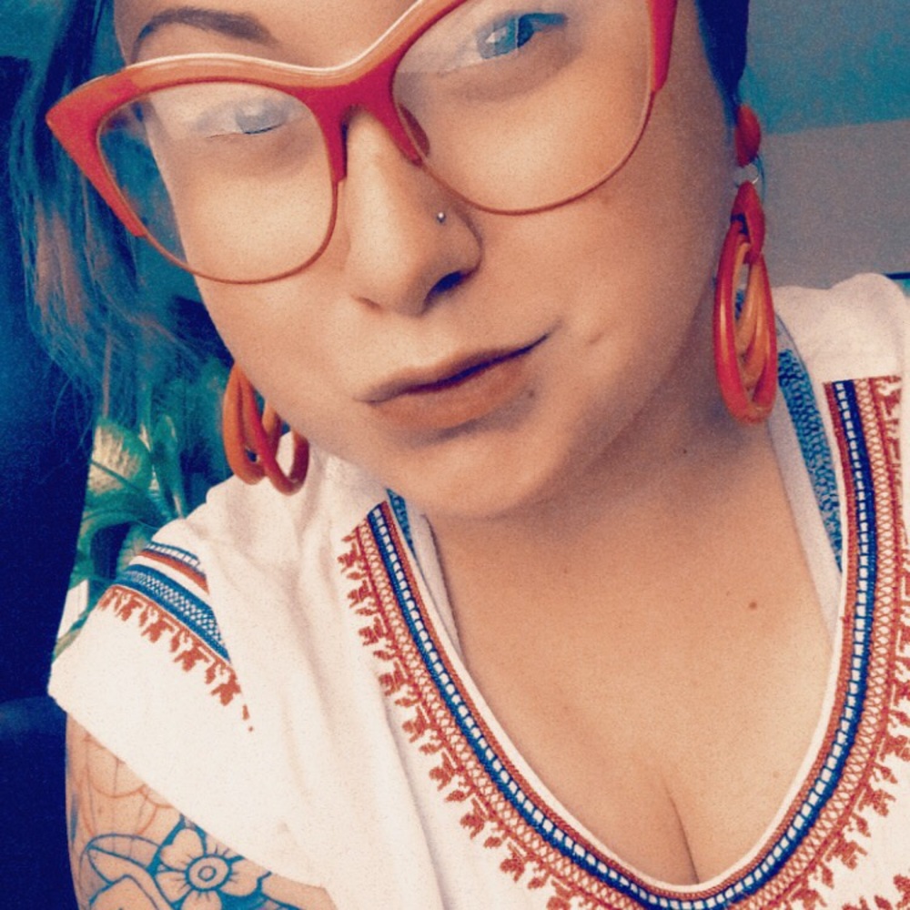 Meet your Posher, Victoria